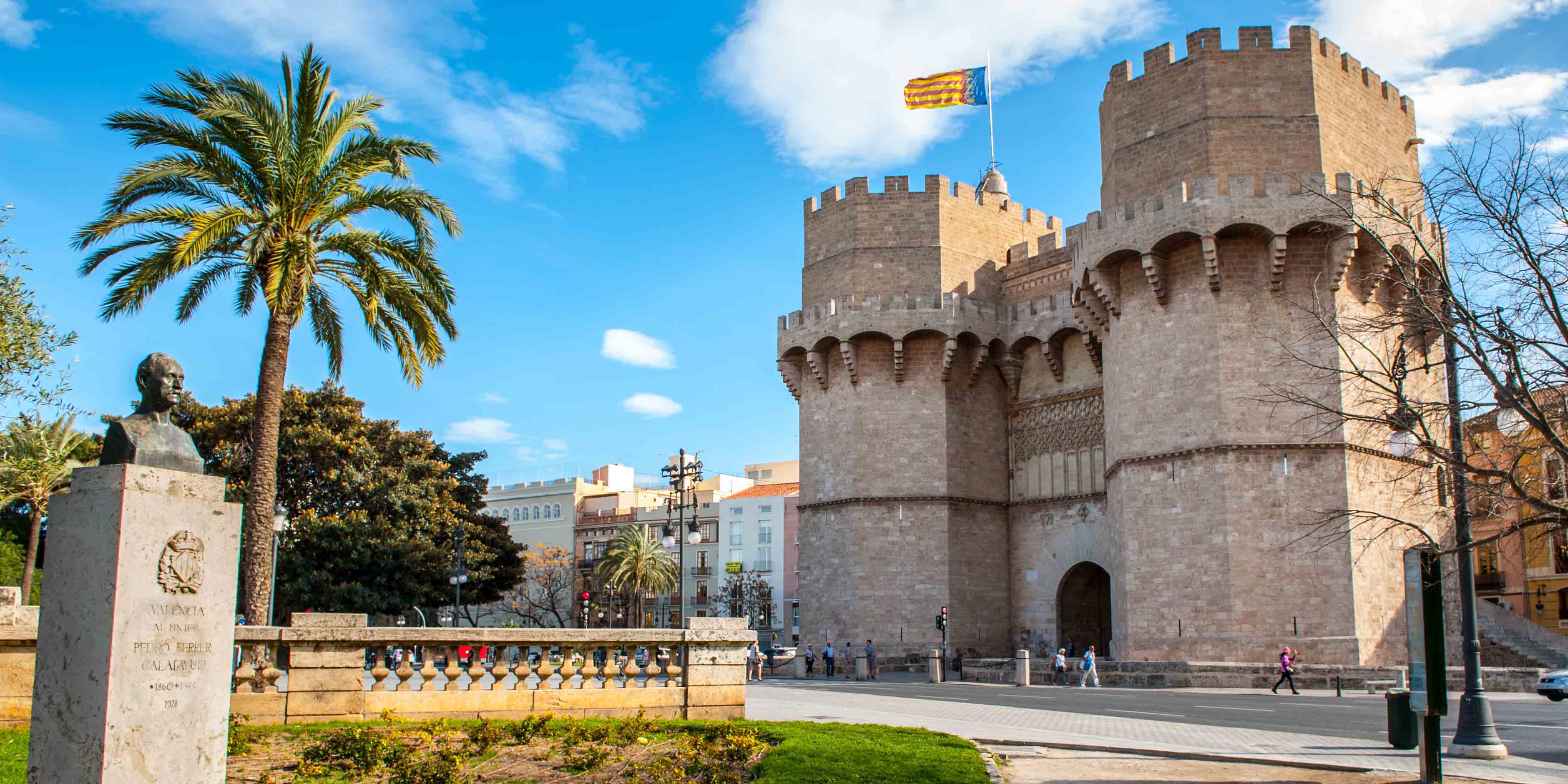 Башни Серaнос (Torres de Serranos)