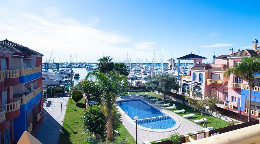 Apartamentos Marina Internacional